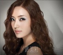 假体隆鼻后怎么睡才不会伤着鼻子? width=