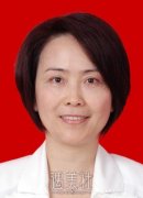刘月丽和杨丽谁做双眼皮更好些？多方位实力大PK！ width=