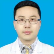 刘育凤和刘宁哪个割双眼皮好？实力比拼+价格表 width=