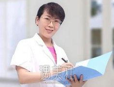 王淑杰还是王太玲做双眼皮好？医生实力多方面分析！ width=