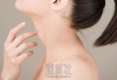 如何消除颈部皱纹？以下方法可以试一试 width=