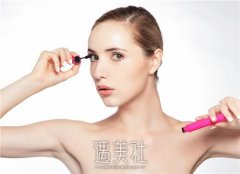 告别下垂眉毛，5种提眉技术助你焕发青春，你想试试吗？ width=