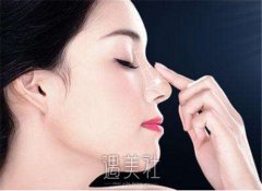  广州眼袋去除手术费用贵吗？附双眼皮特惠价3000元起标准 width=